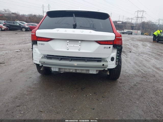2025 VOLVO V60 CROSS COUNTRY YV4L12WK3S2148923 Photo 5