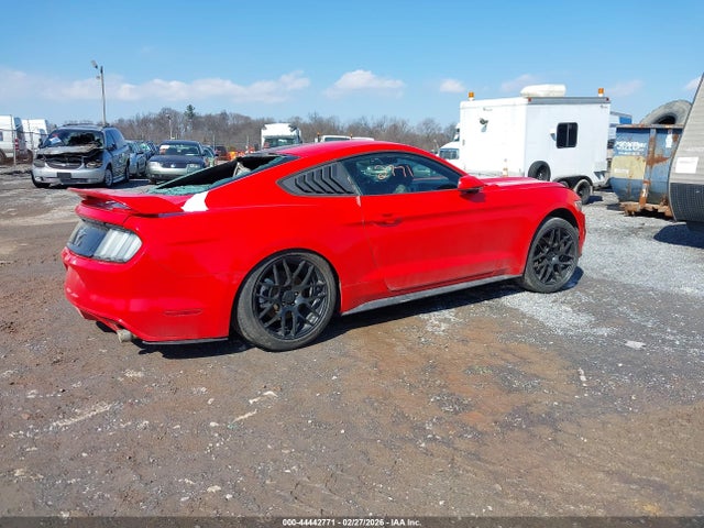 44442771 :رقم المزاد ، 1FA6P8AM6H5322586 vin ، 2017 Ford Mustang V6 مزاد بيع