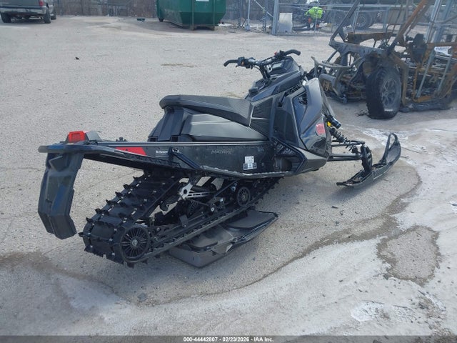 Polaris 650 Indy Xcr 2022 SN1TKP6RXNC228094 Image 4