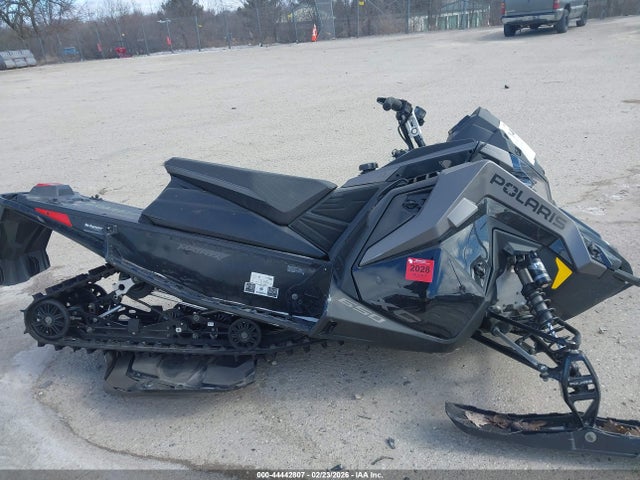 Polaris 650 Indy Xcr 2022 SN1TKP6RXNC228094 Image 5