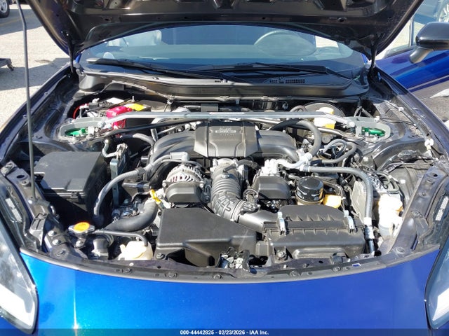 2025 TOYOTA GR86 JF1ZNBE10S9758110 Photo 9