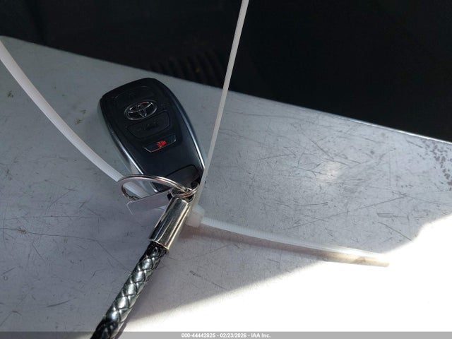 2025 TOYOTA GR86 JF1ZNBE10S9758110 Photo 10