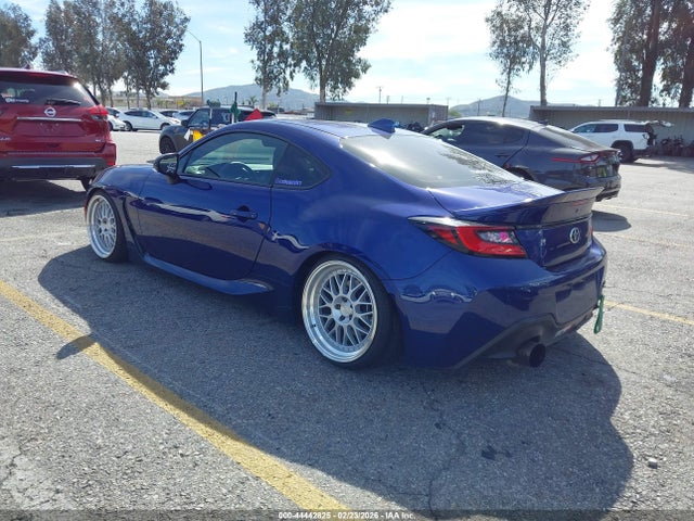 2025 TOYOTA GR86 JF1ZNBE10S9758110 Photo 2