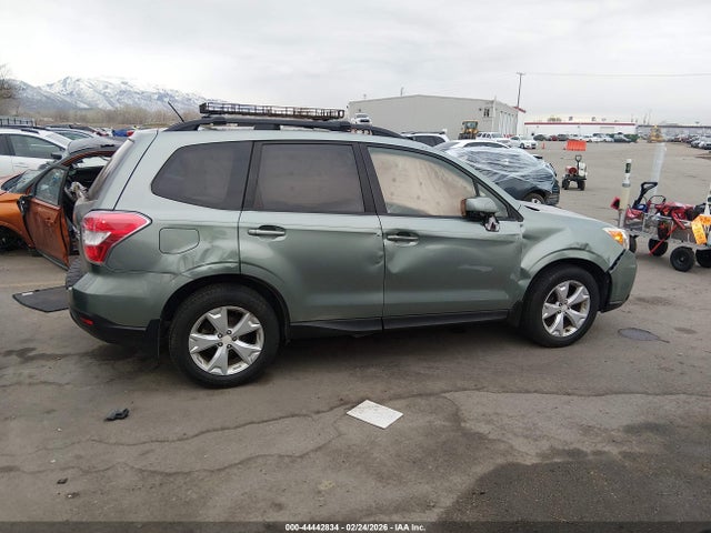 Subaru Forester 2.5i Premium 2015 JF2SJADC4FH579635 Image 13