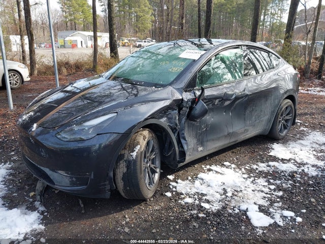 2024 TESLA MODEL Y 7SAYGDEE0RA334912 Photo 1