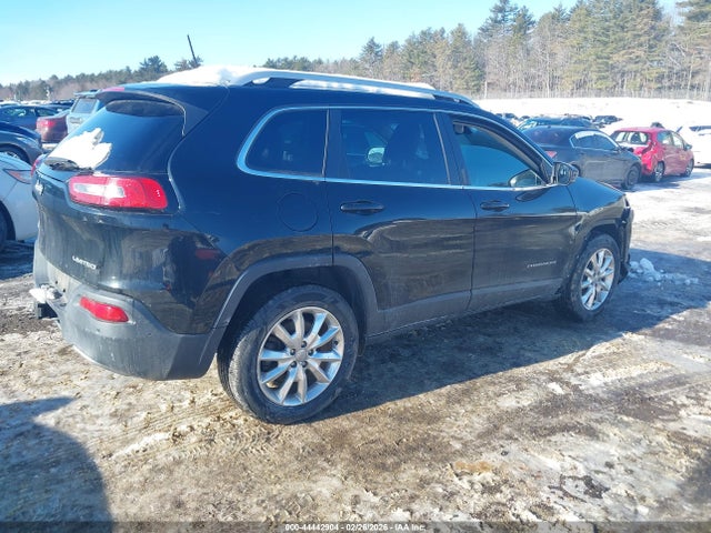1C4PJMDBXHW562298 Jeep Cherokee Limited 4x4