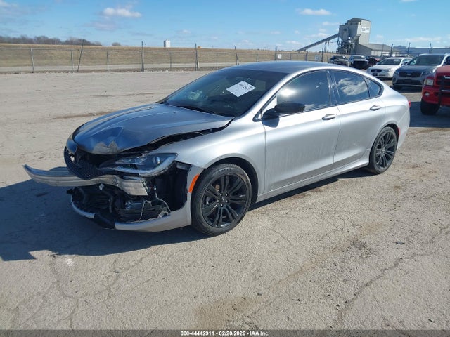 2017 Chrysler 200 Touring მანქანა იყიდება აუქციონზე, vin: 1C3CCCFB2HN509296, აუქციონის ნომერი: 44442911