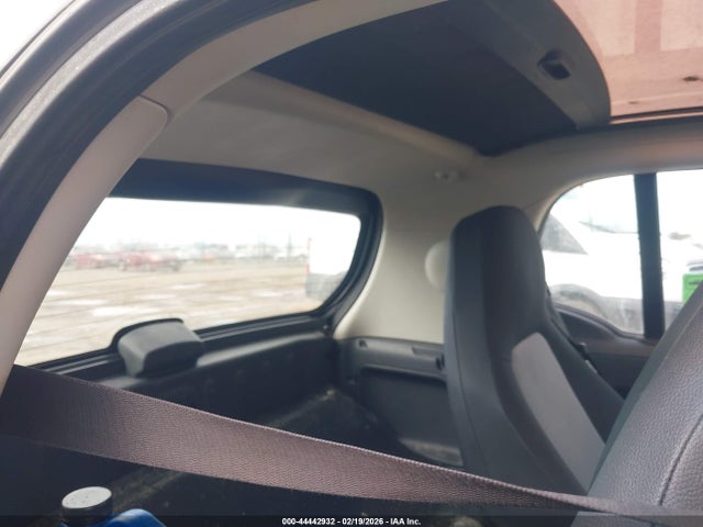 Smart Fortwo Pure 2015 WMEEJ3BA2FK816569 Image 8