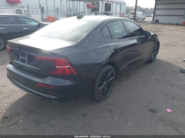 2024 VOLVO S60 7JRL12FH3RG282210 Photo 3