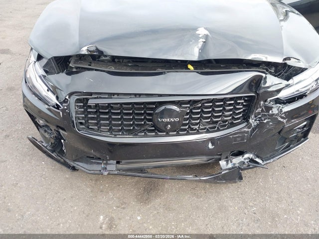2024 VOLVO S60 7JRL12FH3RG282210 Photo 5