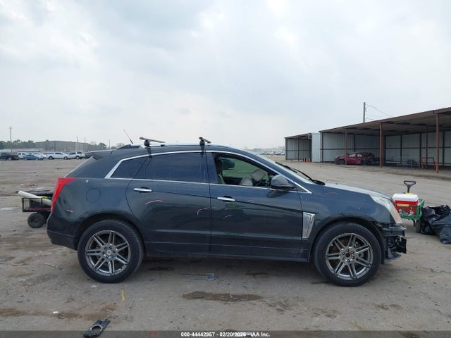 2014 Cadillac Srx Performance Collection მანქანა იყიდება აუქციონზე, vin: 3GYFNCE35ES643552, აუქციონის ნომერი: 44442957
