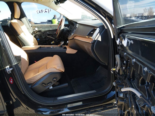 2016 VOLVO XC90 YV4A22PLXG1027590 Photo 4