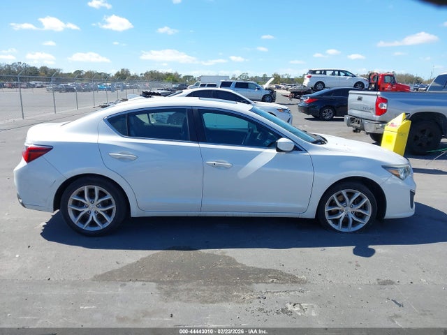 Продаж на аукціоні авто 2019 Acura Ilx Standard, vin: 19UDE2F39KA000884, номер лоту: 44443010