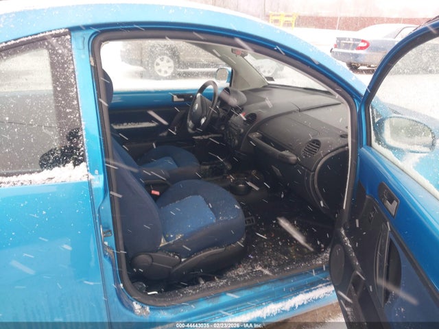 44443035 :رقم المزاد ، 3VWGK31C34M420645 vin ، 2004 Volkswagen New Beetle Coupe مزاد بيع