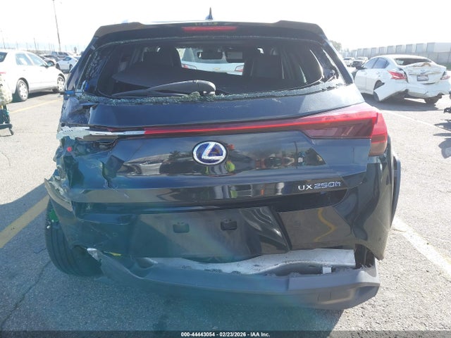 JTHP9JBHXL2021507 Lexus UX 250H