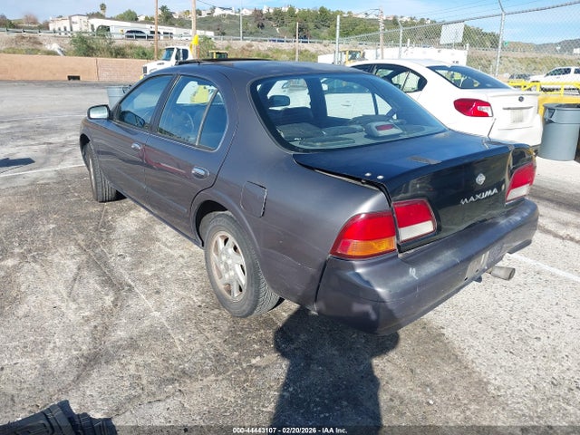 1997 NISSAN MAXIMA JN1CA21D9VT822506 Photo 2