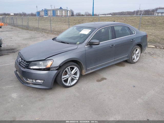 Auction sale of the 2014 Volkswagen Passat 2.0l Tdi Sel Premium, vin: 1VWCN7A36EC032731, lot number: 44443116