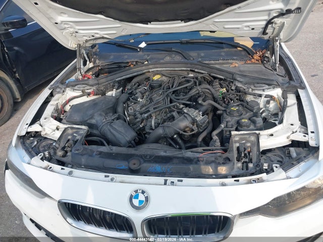 2018 BMW 330I WBA8B9G56JNV00006 Photo 9