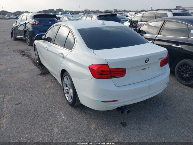 2018 BMW 330I WBA8B9G56JNV00006 Photo 2