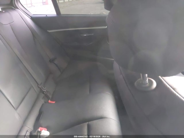 2018 BMW 330I WBA8B9G56JNV00006 Photo 7