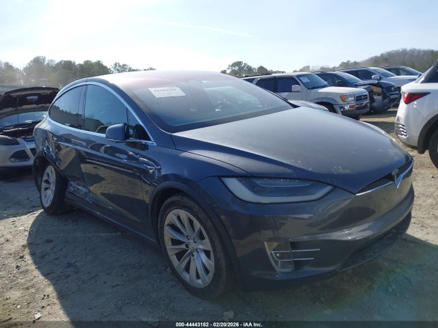 Продаж на аукціоні авто 2019 Tesla Model X 100d/75d/long Range, vin: 5YJXCAE23KF181900, номер лоту: 44443182