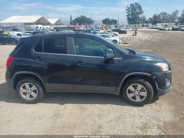 3GNCJRSB2FL241784 Chevrolet Trax Lt
