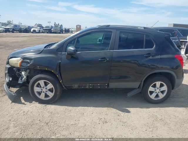 3GNCJRSB2FL241784 Chevrolet Trax Lt
