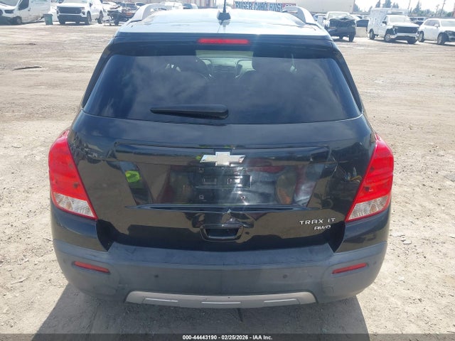 3GNCJRSB2FL241784 Chevrolet Trax Lt