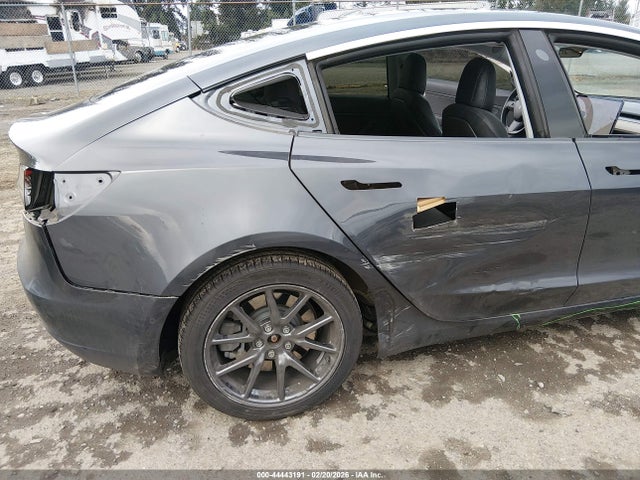 Aukcja sprzedaży 2018 Tesla Model 3 Long Range/performance, vin: 5YJ3E1EBXJF129087, numer aukcji: 44443191