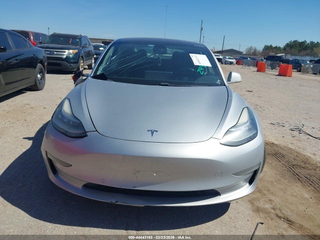 Aukcja sprzedaży 2018 Tesla Model 3 Long Range/mid Range, vin: 5YJ3E1EA2JF009694, numer aukcji: 44443193