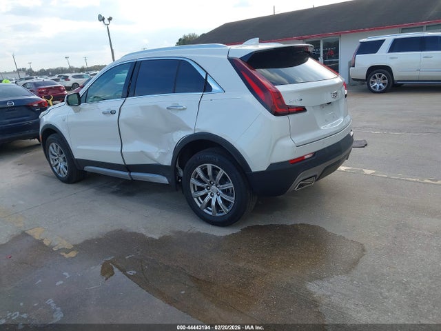 2023 CADILLAC XT4 1GYFZCR42PF190537 Photo 2