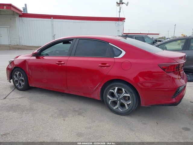 3KPF24AD0ME326049 KIA Forte Lxs