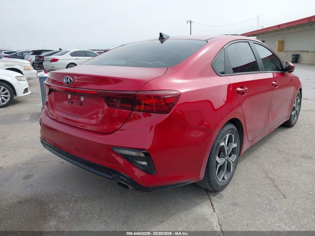 3KPF24AD0ME326049 KIA Forte Lxs
