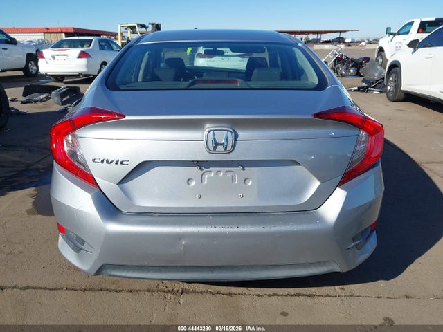 Honda Civic Lx 2018 2HGFC2F53JH585364 Image 16