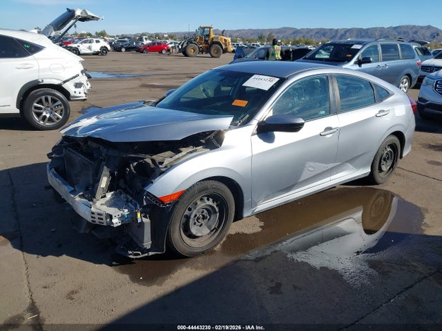 Honda Civic Lx 2018 2HGFC2F53JH585364 Image 2