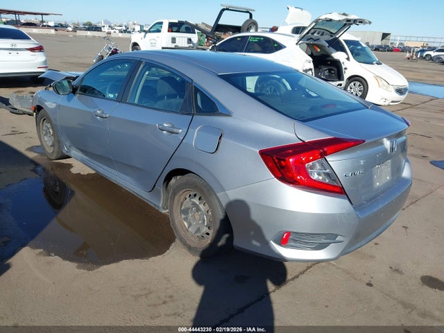 Honda Civic Lx 2018 2HGFC2F53JH585364 Image 3