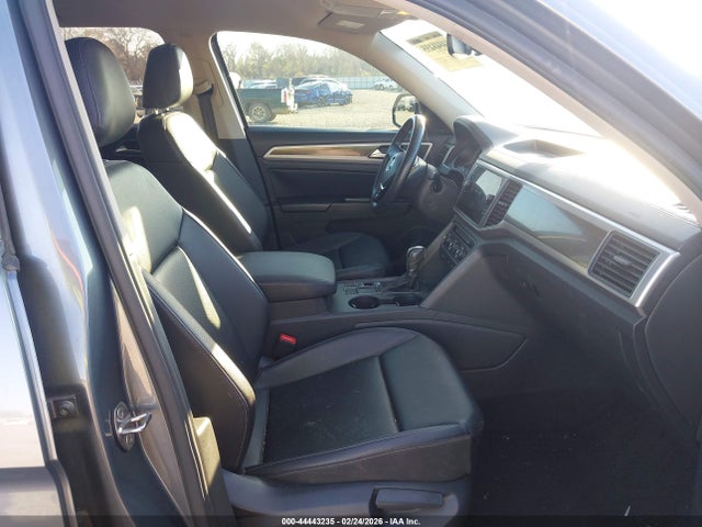 Продажа на аукционе авто 2018 Volkswagen Atlas 3.6l V6 Se W/technology, vin: 1V2FR2CA2JC584125, номер лота: 44443235
