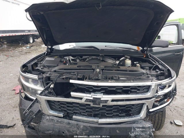 2016 CHEVROLET SUBURBAN 1GNSKHKCXGR402713 Photo 9