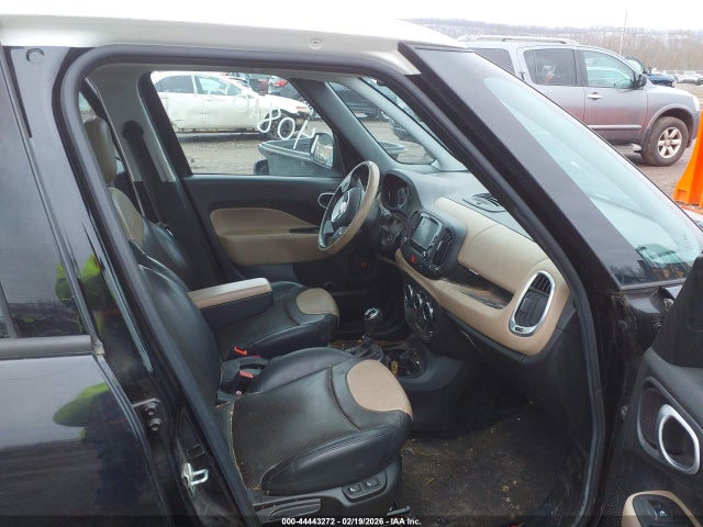 2015 FIAT 500L ZFBCFACH8FZ032852 Photo 4