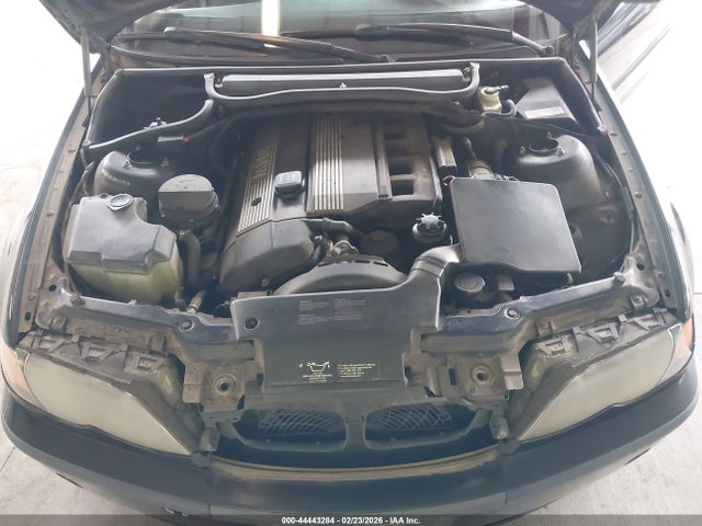 2002 Bmw 325i მანქანა იყიდება აუქციონზე, vin: WBAEV33432KL73187, აუქციონის ნომერი: 44443284