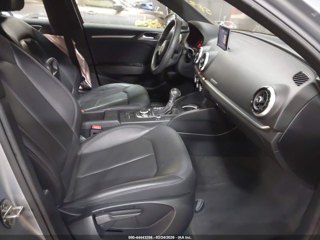 Продаж на аукціоні авто 2020 Audi A3 Premium 45 Tfsi S Line Quattro S Tronic, vin: WAUBEGFF3LA001749, номер лоту: 44443286