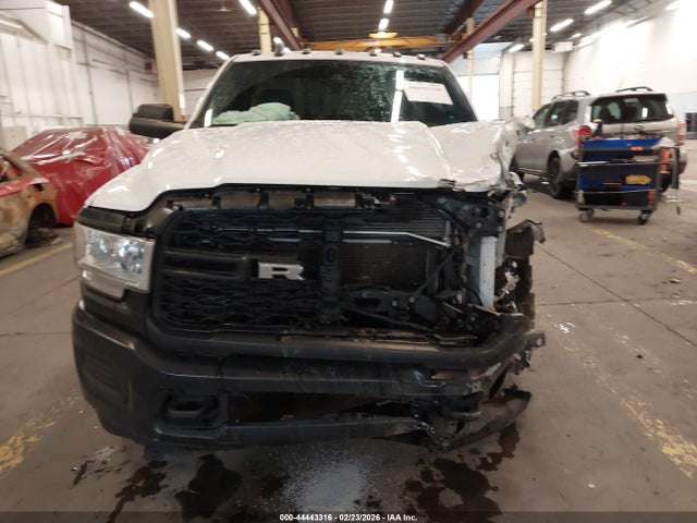 Продаж на аукціоні авто 2021 Ram 2500 Tradesman  4x4 8' Box, vin: 3C6MR5AJ4MG674186, номер лоту: 44443316