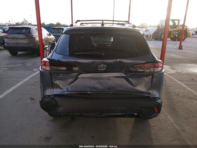 Toyota Corolla Cross Le 2026 7MUCAAAG0TV166117 Image 16