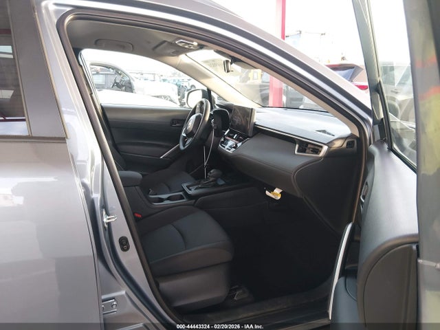 Toyota Corolla Cross Le 2026 7MUCAAAG0TV166117 Image 5