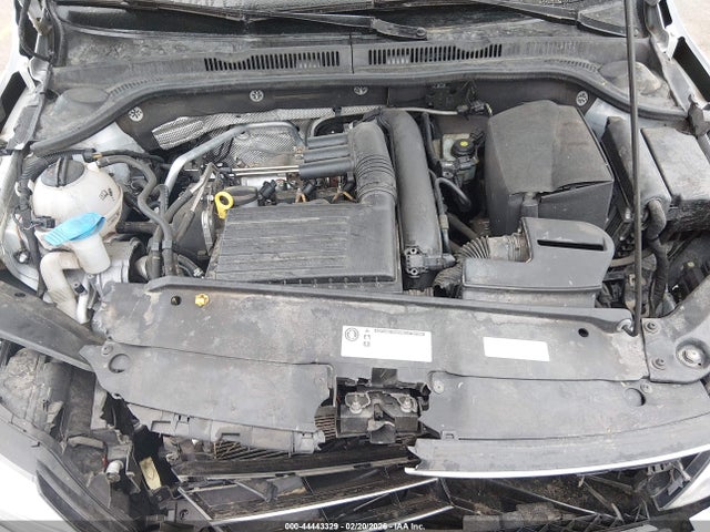 44443329 :رقم المزاد ، 3VWB67AJ0HM388635 vin ، 2017 Volkswagen Jetta 1.4t Se مزاد بيع