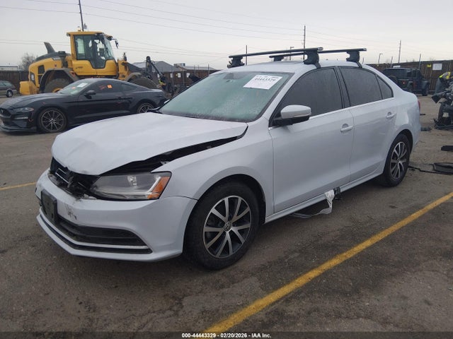 44443329 :رقم المزاد ، 3VWB67AJ0HM388635 vin ، 2017 Volkswagen Jetta 1.4t Se مزاد بيع