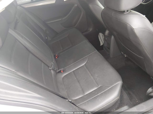 44443329 :رقم المزاد ، 3VWB67AJ0HM388635 vin ، 2017 Volkswagen Jetta 1.4t Se مزاد بيع