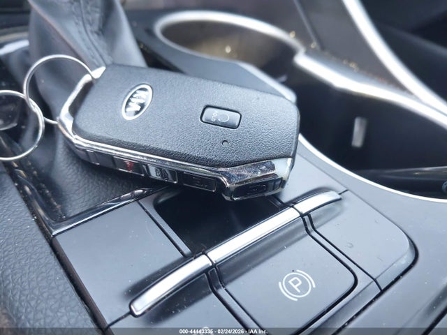 Продаж на аукціоні авто 2021 Kia K5 Gt-line, vin: 5XXG64J23MG061318, номер лоту: 44443335