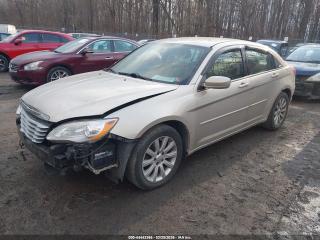 Aukcja sprzedaży 2013 Chrysler 200 Touring, vin: 1C3CCBBG2DN703591, numer aukcji: 44443366