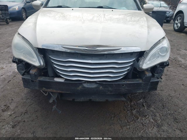 Aukcja sprzedaży 2013 Chrysler 200 Touring, vin: 1C3CCBBG2DN703591, numer aukcji: 44443366